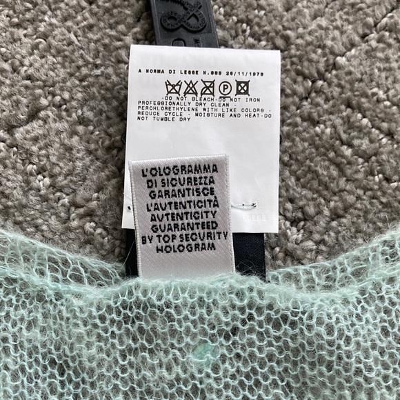 D&G Sheer Pop-Over Vest - Picture 9 of 12